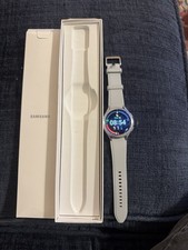 Samsung Galaxy Watch4 Classic 46mm Bluetooth Silver Smartwatch SM-R890NZSAXAA