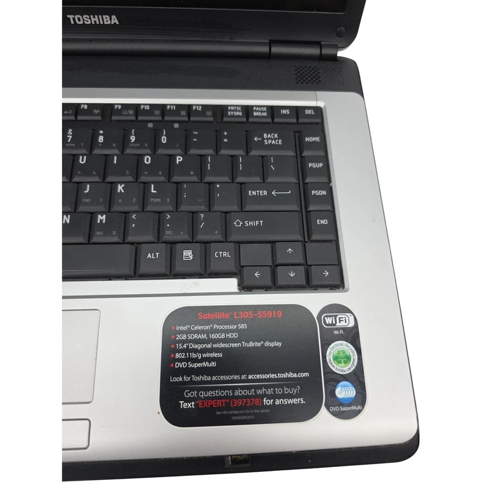 Toshiba Satellite L305-S5919 Laptop 15.4" Intel Celeron 585 2GB RAM 160GB HDD - Image 3 of 4