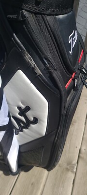 Titleist Midsize Tour Staff Bag - Black/White/Red | eBay Titleist Midsize Tour Staff Bag - Black/White/Red | eBay