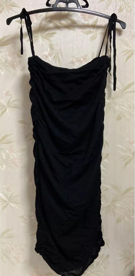 Authentique robe Gucci vintage sans manches soie noire taille M deadstock pas utilisée