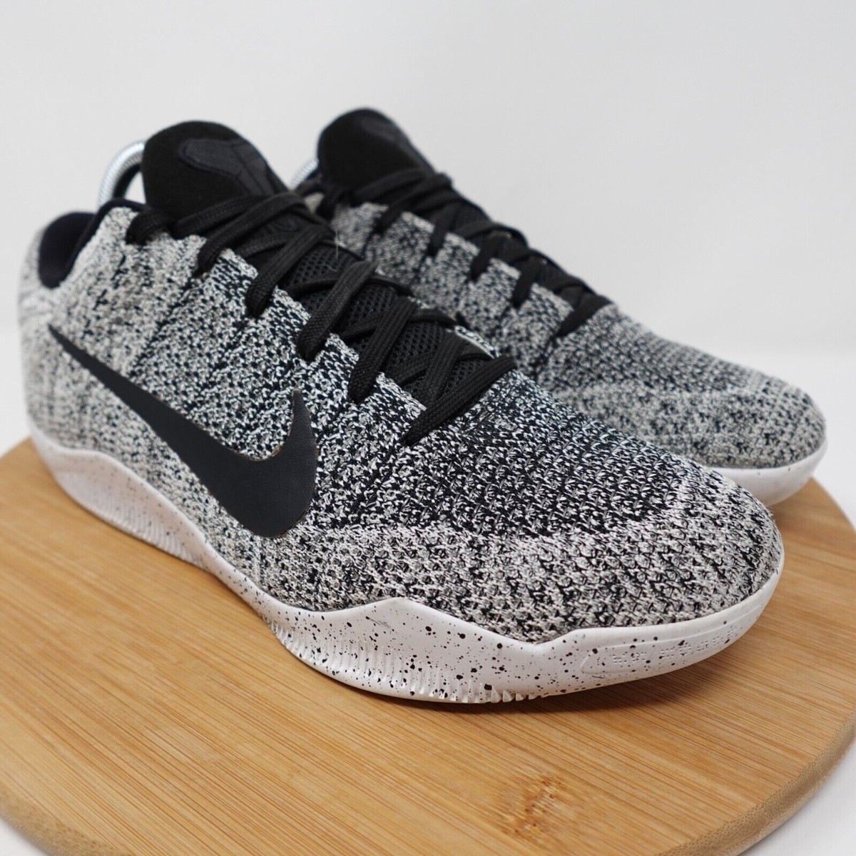 Nike Kobe 11 XI Elite Low Oreo Black Mamba White Bryant Nike Kobe 11 XI Elite Low Oreo Black Mamba White Bryant