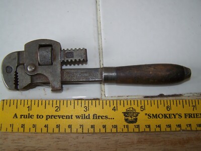 Vintage Walworth Stillson #8 Pipe Wrench Monkey Wrench  USA
