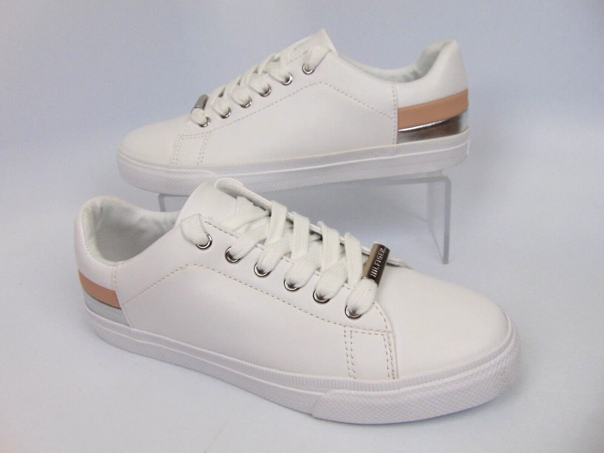 Tommy Hilfiger Women's White Laddi 2 Casual Sneaker Shoes Size 7.5 M, NEW