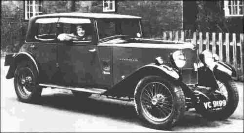 A4 Photo riley 1932 alpine saloon - Picture 1 of 1