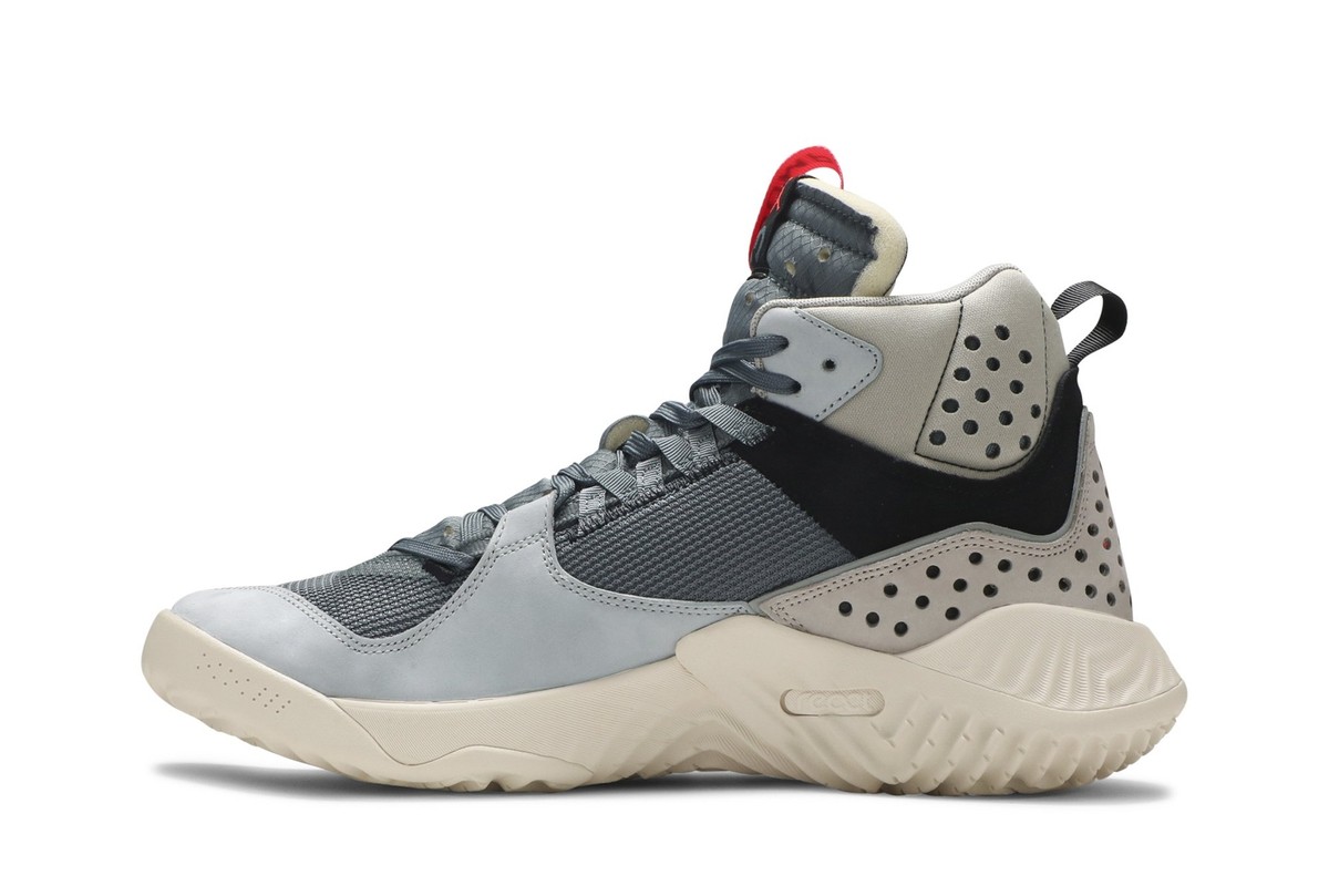 Jordan Delta 3 Mid Sneaker, wheat/gray, size 10.    261 Air Jordan Delta 3 Mid DR7614-004 main image 4