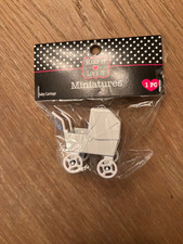 Neuer Miniatur Kinderwagen