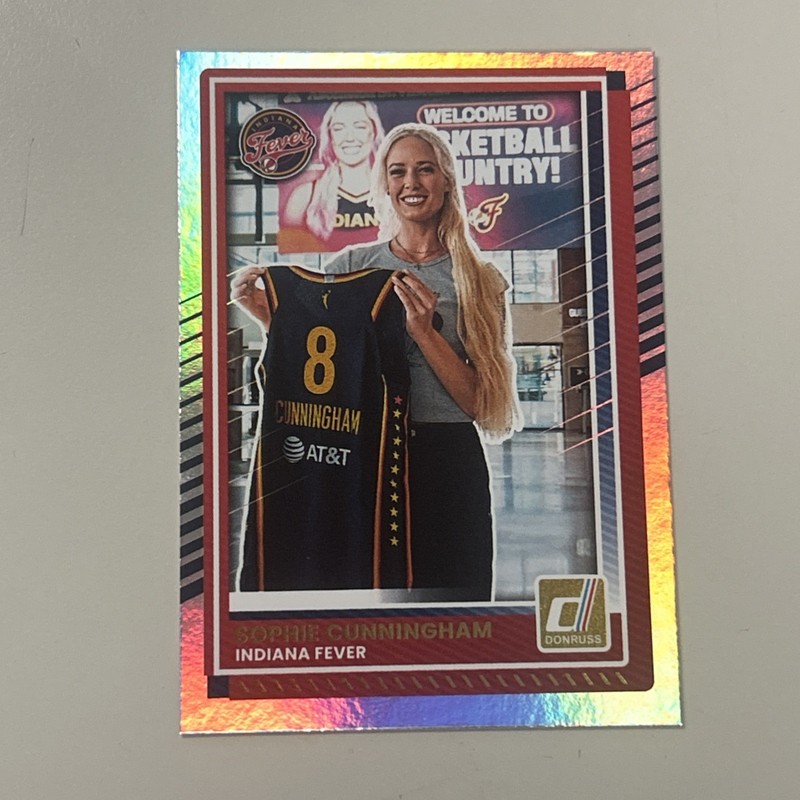 SOPHIE CUNNINGHAM 2025 DONRUSS WNBA #24 SILVER HOLO INDIANA FEVER