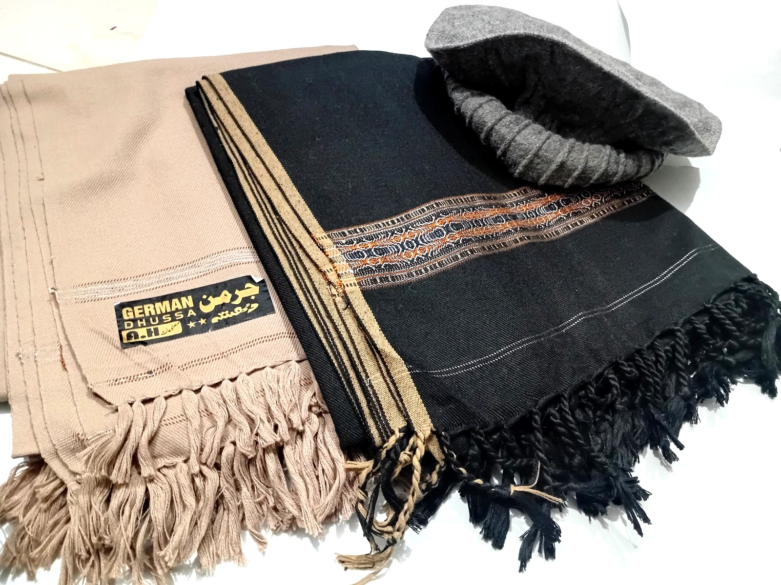 Afghan Patoo Blanket Wool Shawl Patu Handmade hat Warm Solid Pashtun Mens Womens
Opens in a new wind