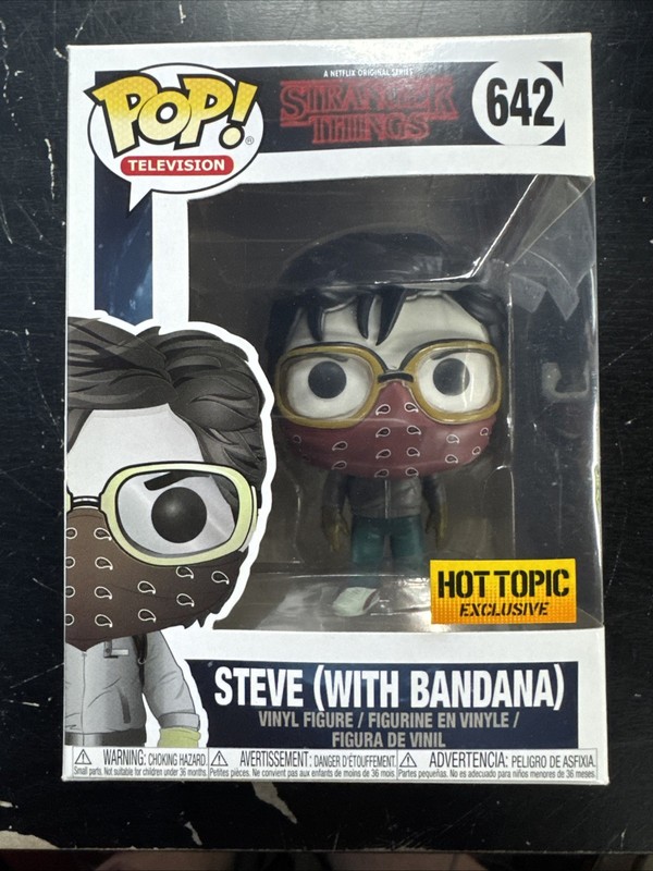 Steve with Bandana Funko Pop - Stranger Things -  #642 Hot Topic Exclusive