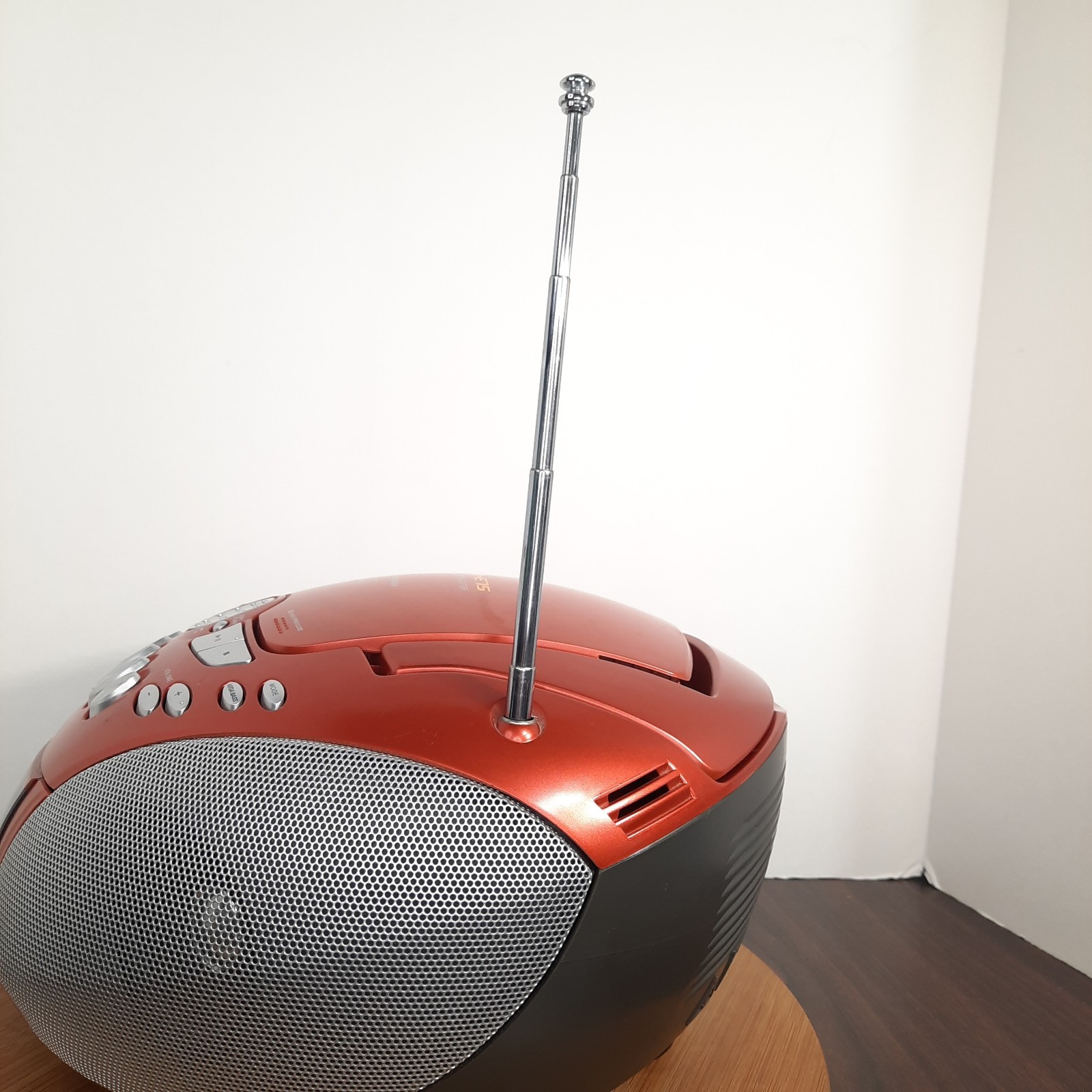 Sony Portable Boombox Copper Red Orange CD Player AM/FM Radio Cassette CFD-E75