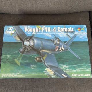 TRU02222 Trumpeter 1:32 Vought F4U 4 Corsair