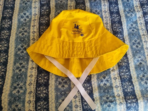 Official Nova Scotia Canada Made  Sou'wester Yellow Rain Hat Adult Size - Picture 2 of 5