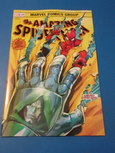 Amazing Spider-man #24 Reis Dr. Doom Homage variant NM gem wow