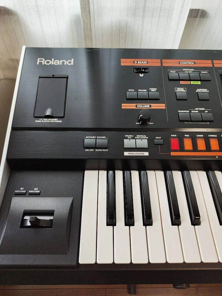 Roland Jupiter-80 Super Jupiter Keyboard Synthesizer - Image 3 of 4