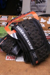 tomahawk maxxis