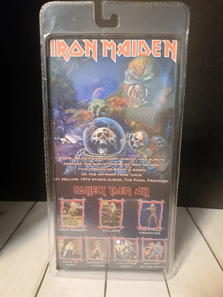 Figura NECA 2011 Iron Maiden Eddie The Final Frontier Tour Foto 4 de 4