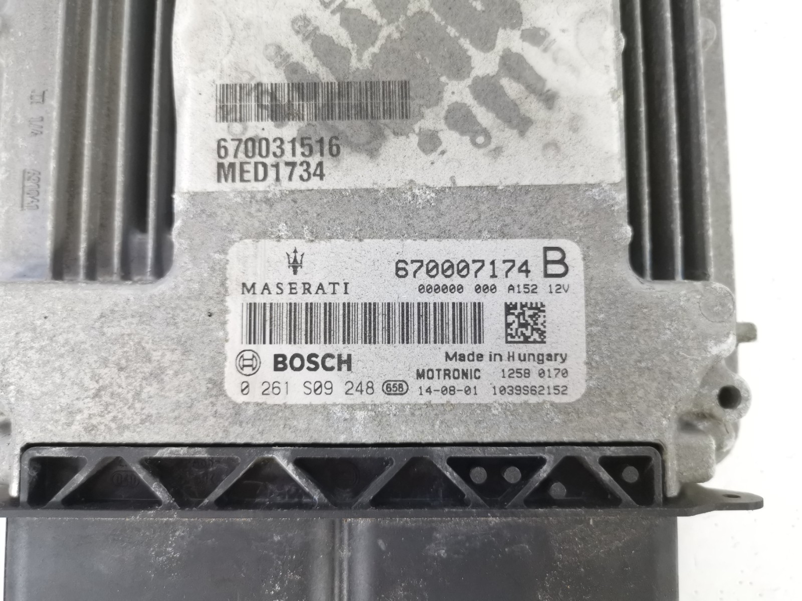 Maserati Ghibli S 3.0 Q4 2015  Engine Control Unit Module ECU 670007174 OEM