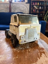 vintage Ertl International Harvester Transtar toy semi-truck cab, from the 1970s
