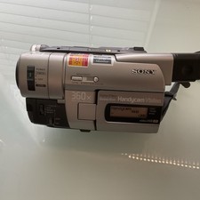 Sony Handycam CCD-TRV57 Hi-8 Analog NIGHTSHOT Camcorder screen plastic melted
