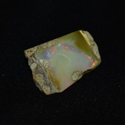 Smooth White Opal Rough 9.95 CTS, Ethiopian Welo Opal Raw Gemstone For Jewelry