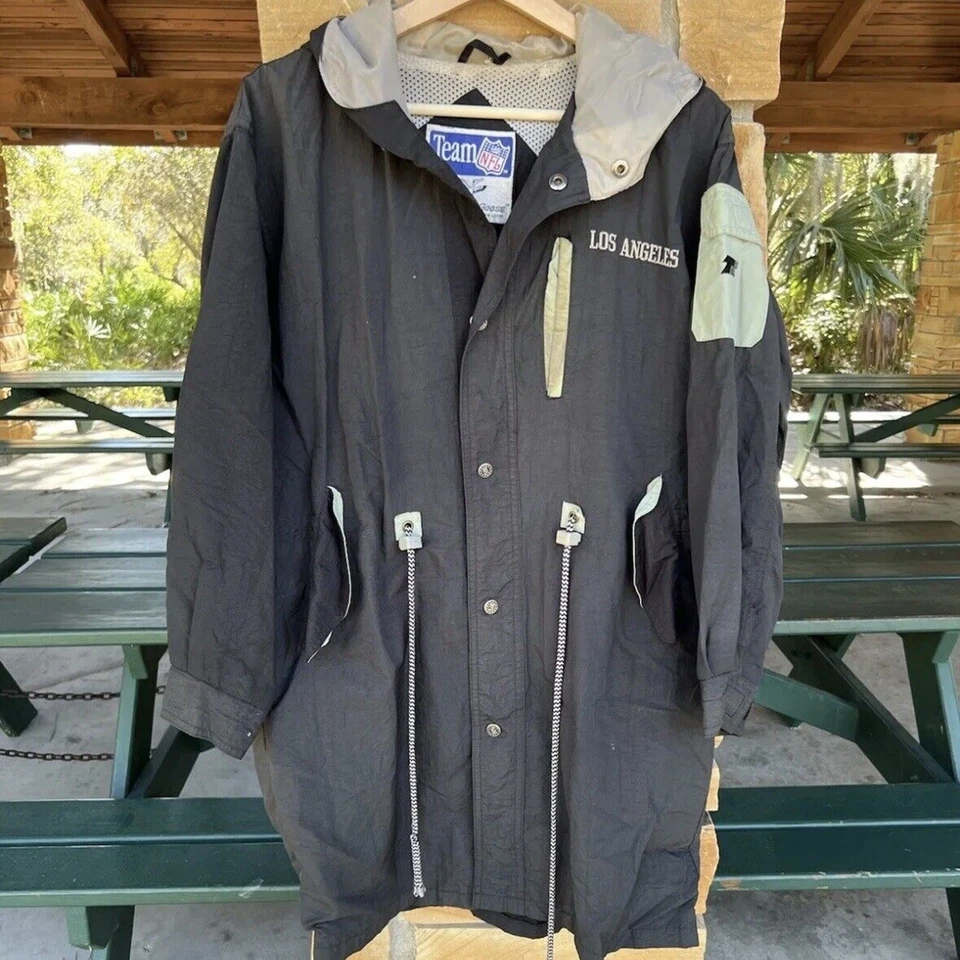 Chaqueta De Colección Años 90 Equipo NFL Los Angeles Raiders Con Capucha Grande Bordado Logo Med Foto 2 de 4
