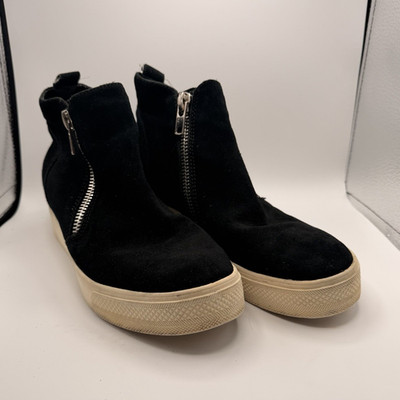 Steve Madden Hilight Black Suede Zip Ankle Sneakers Comfort Women s 9.5