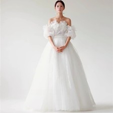Exquisite Wedding Dresses 3D Appliques Soft Tulle Floor Length A-Line Bride Gown
