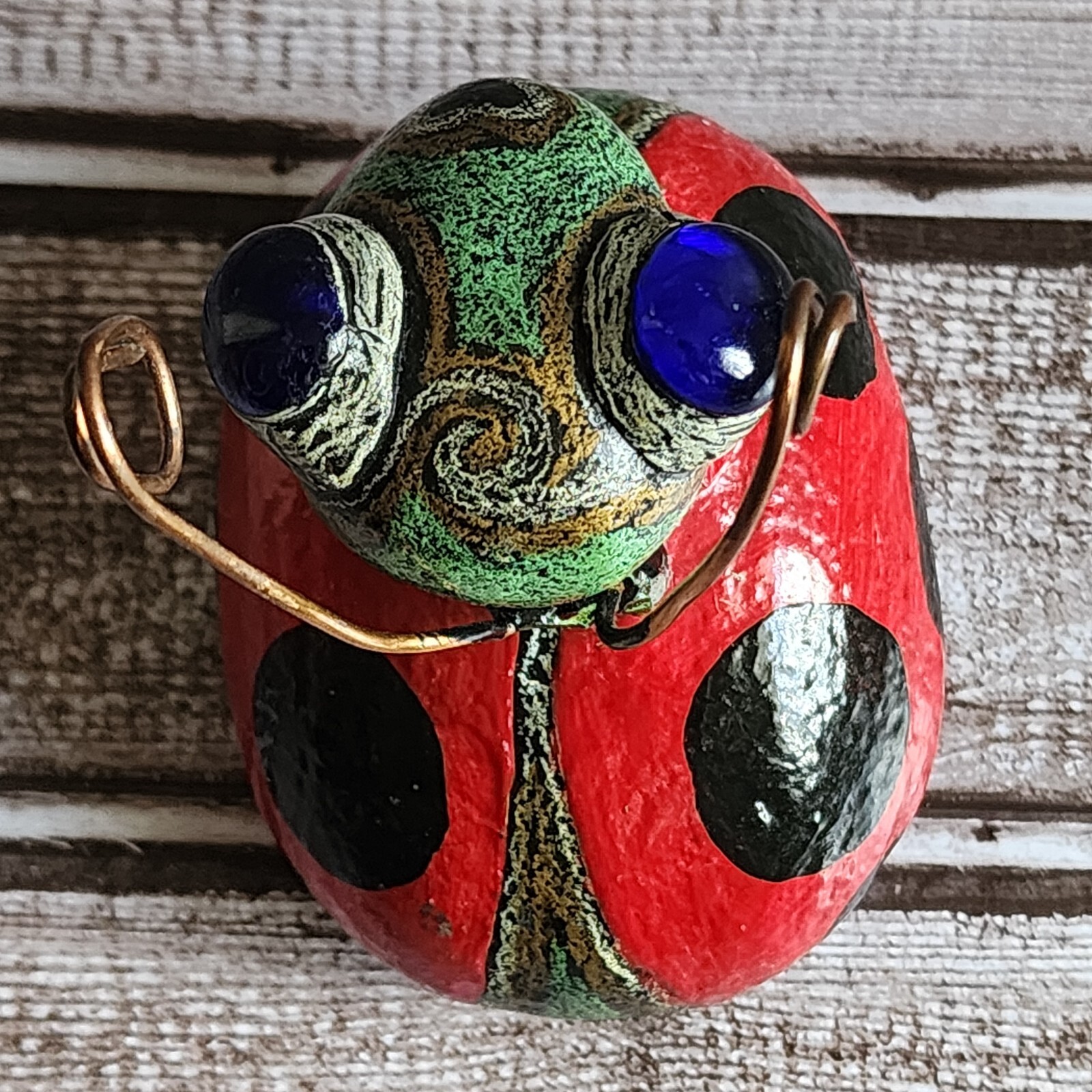 VTG 2000 Stone Rock Metal Ladybug Hand Painted Signed Unique Paperweight Decor