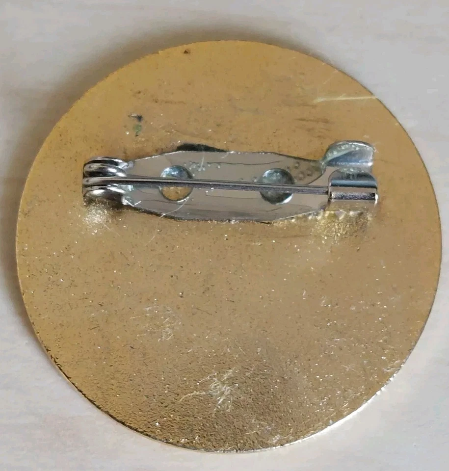 GUERNSEY BOWLING CLUB Vintage Collectors Enamel Pin Badge, Bowls, 28mm - Image 2 of 2