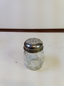 Clear Glass 5 oz Shaker for Parmesan Cheese Crushed Pepper Spices Herbs