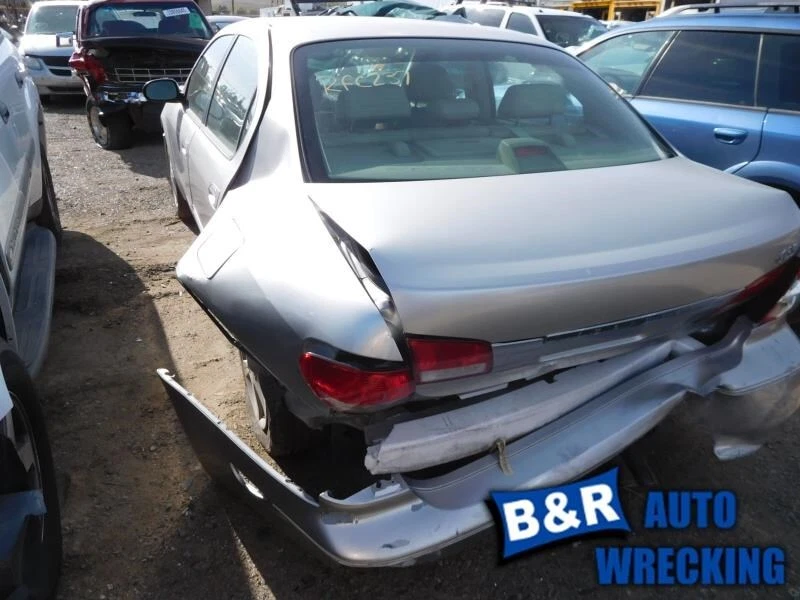 Used Air Cleaner Assembly fits: 2002 Infiniti I35  Grade A - Image 2 of 4