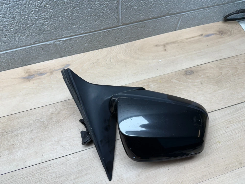 BMW E60 528I 535I 550I OEM 06-10 RIGHT PASSENGER SIDE DOOR AUTO FOLD DIM HEATED - Image 3 of 4