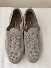 Skechers Air Cooled Stretch Fit Mem Foam Taupe Womens Slip On Size 10