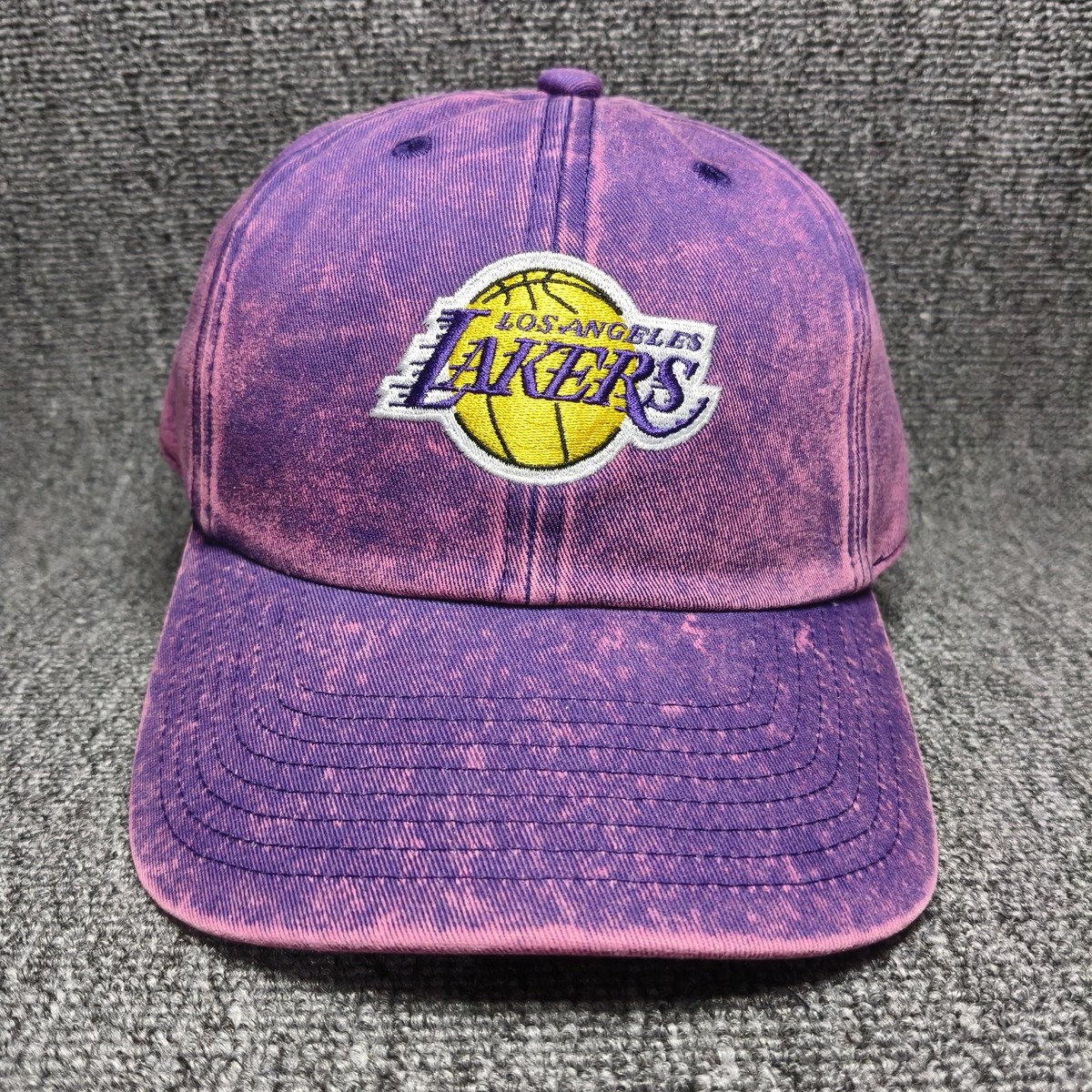 Mitchell & Ness Los Angeles Lakers NBA Purple Washed Strapback Cap