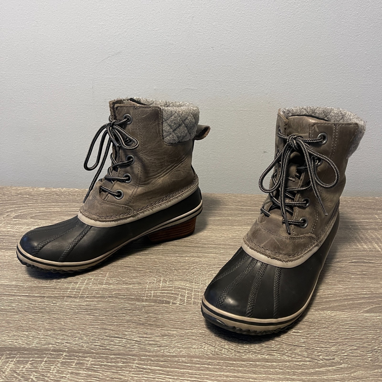 Sorel Women's Winter Boots Size 9 Slimpack II Gray Waterproof Leather NL2348-052