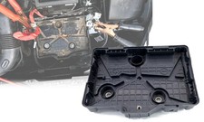 Cubierta inferior portapilas para RENAULT Clio IV Captur I 648601269R