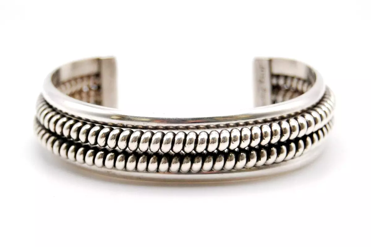 Tahe jewelry on sale