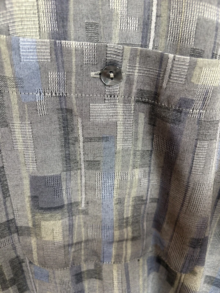 Georg Roth of Germany Button Front Shirt Mens XL Gray Abstract - Image 4 of 4