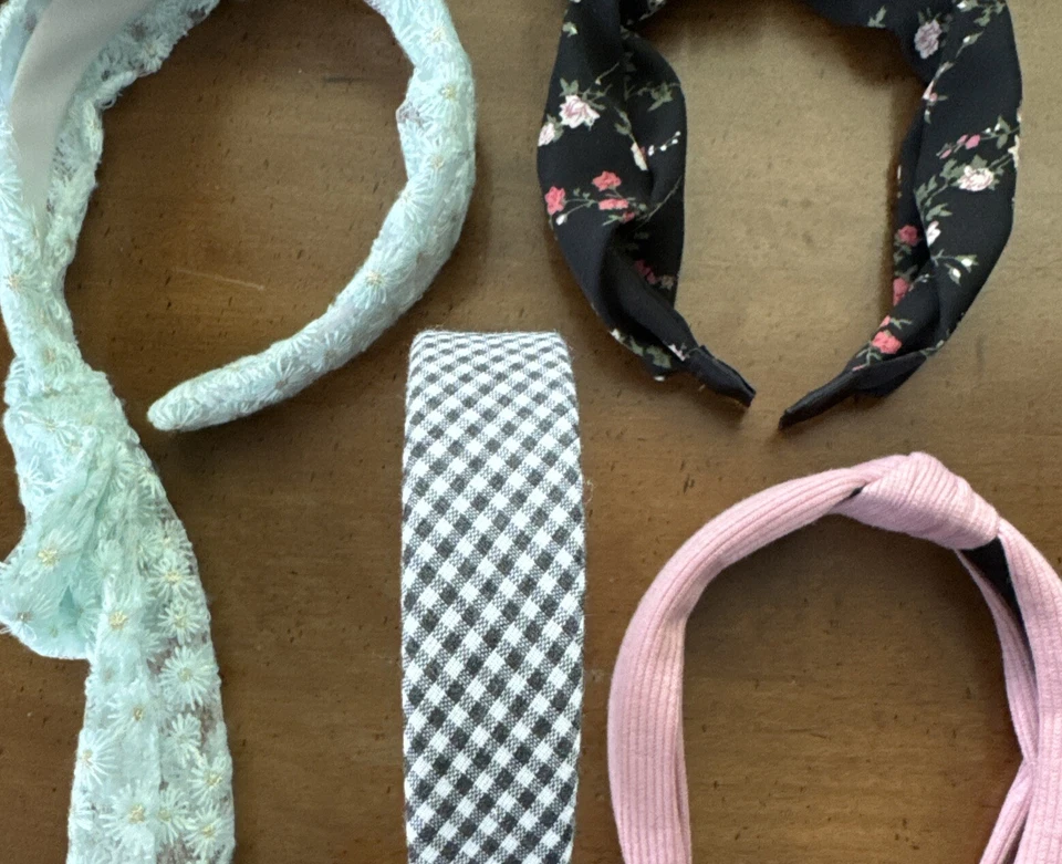 Lote Diadema Rosa Negro Floral Encaje Guinga Foto 3 de 4