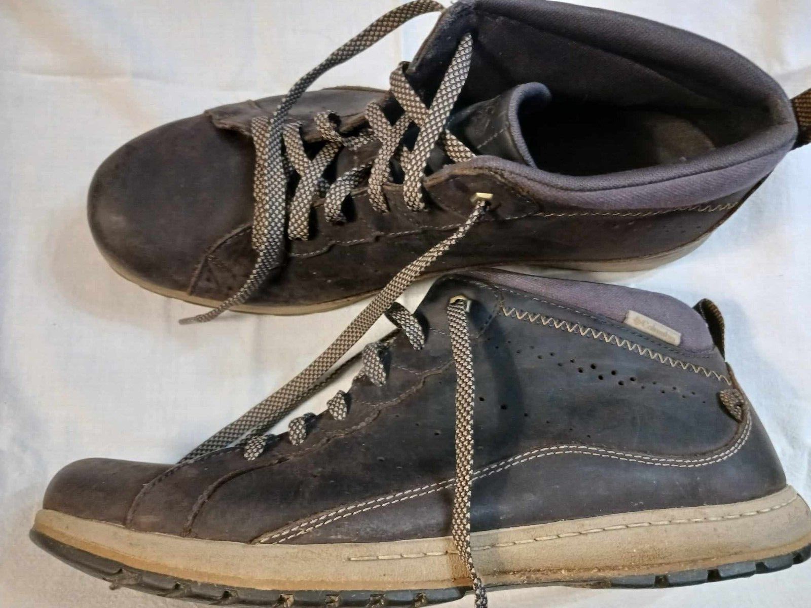 columbia three passes chukka leather