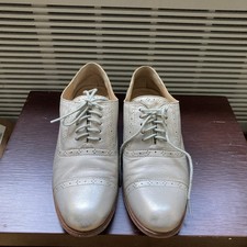 Retro Style Cole Haan Women  s Oxford Leather Shoes Size 7 Beige Platinum Finish