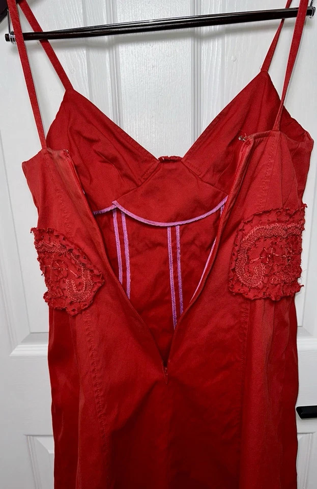 Vestido midi Carolina Herrera rojo algodón con cuentas detalle de encaje con tiras talla US 10 Foto 3 de 4