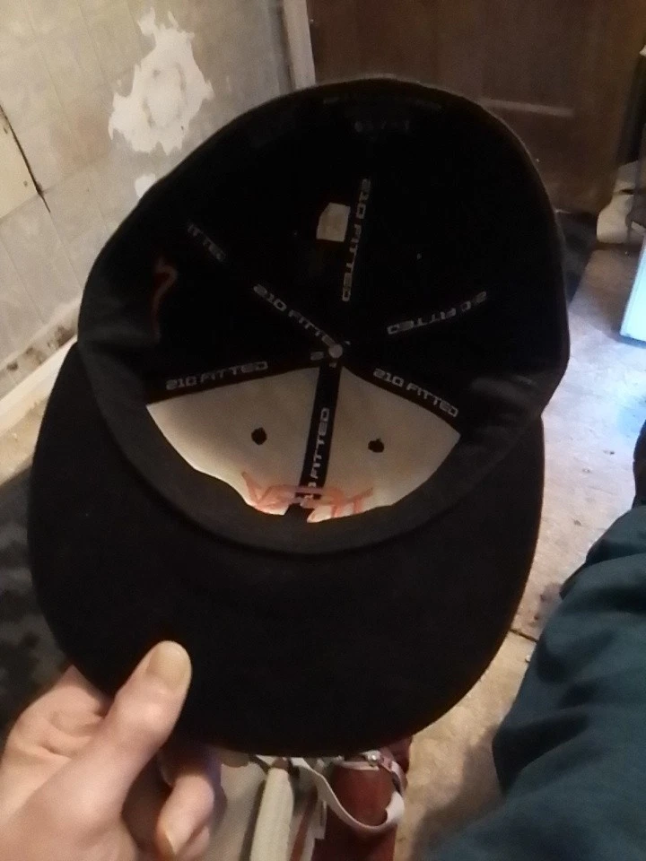 Sombrero de zorro usado pero estoy en buen estado con pegatina todavía en el billete Foto 4 de 4