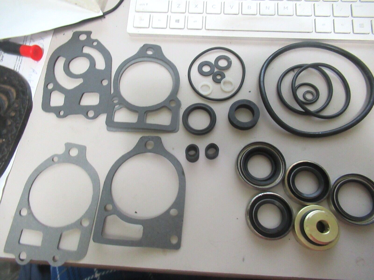 Lower Gearcase Seal Kit – Fits Mercruiser R/MR/Alpha One Gen 1