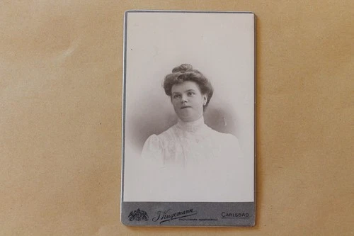 Old original photo old photo J. Kügemann photographer Carlsbad woman white dress