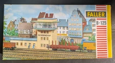 Faller B-125 Stellwerk Schorndorf model building kit for model railways