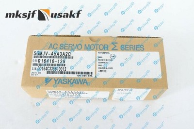 ONE NEW IN BOX Yaskawa Servo Motor SGMJV-A5A3A2C