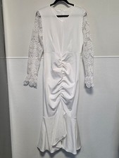 Womens White Lace Long Sleeve Mermaid Dress Stretchy fits like a Large