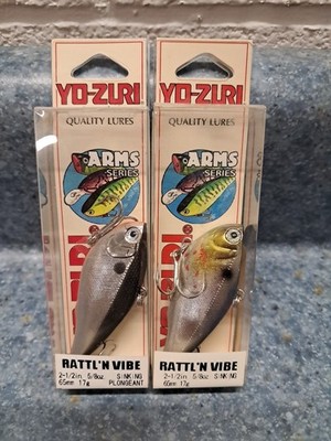 2 Vintage Yo Zuri Rattl'n Vibe Lipless Crankbait 2 1/2''  5/8oz   Yozuri F307 