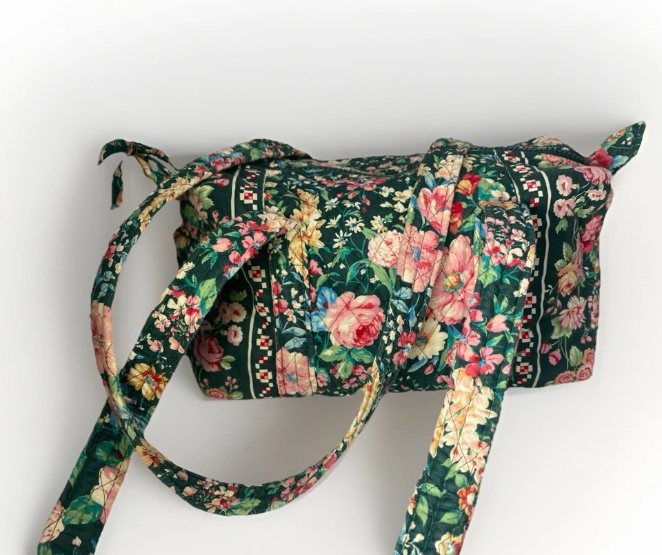 Vera Bradley Vintage Indiana 1993 Springtime Retired Quilted Cotton Shoulder Bag - Image 2 of 4